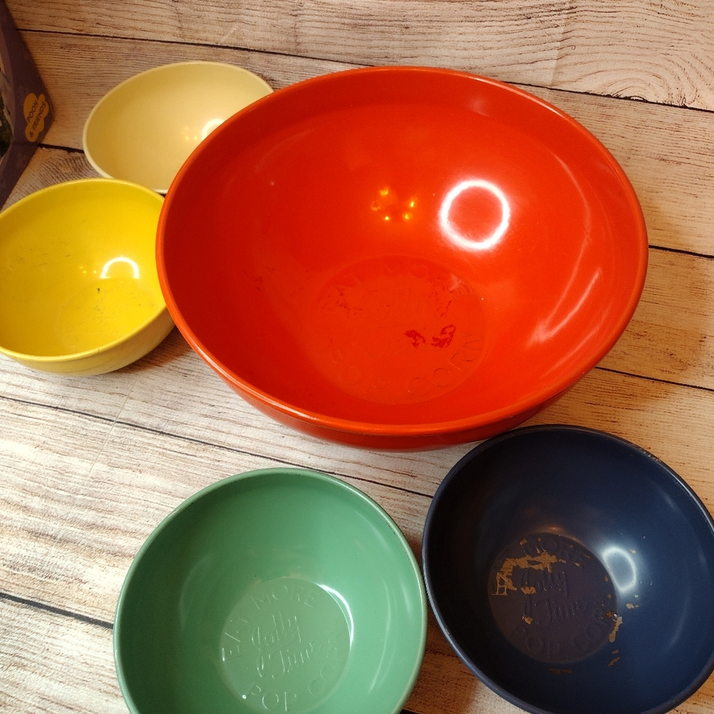 jolly time popcorn vintage bowls Enameled metal rare